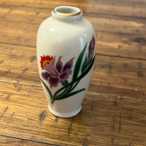 Vintage Homco Floral Porcelain Mini Vase - Picture 2 of 7
